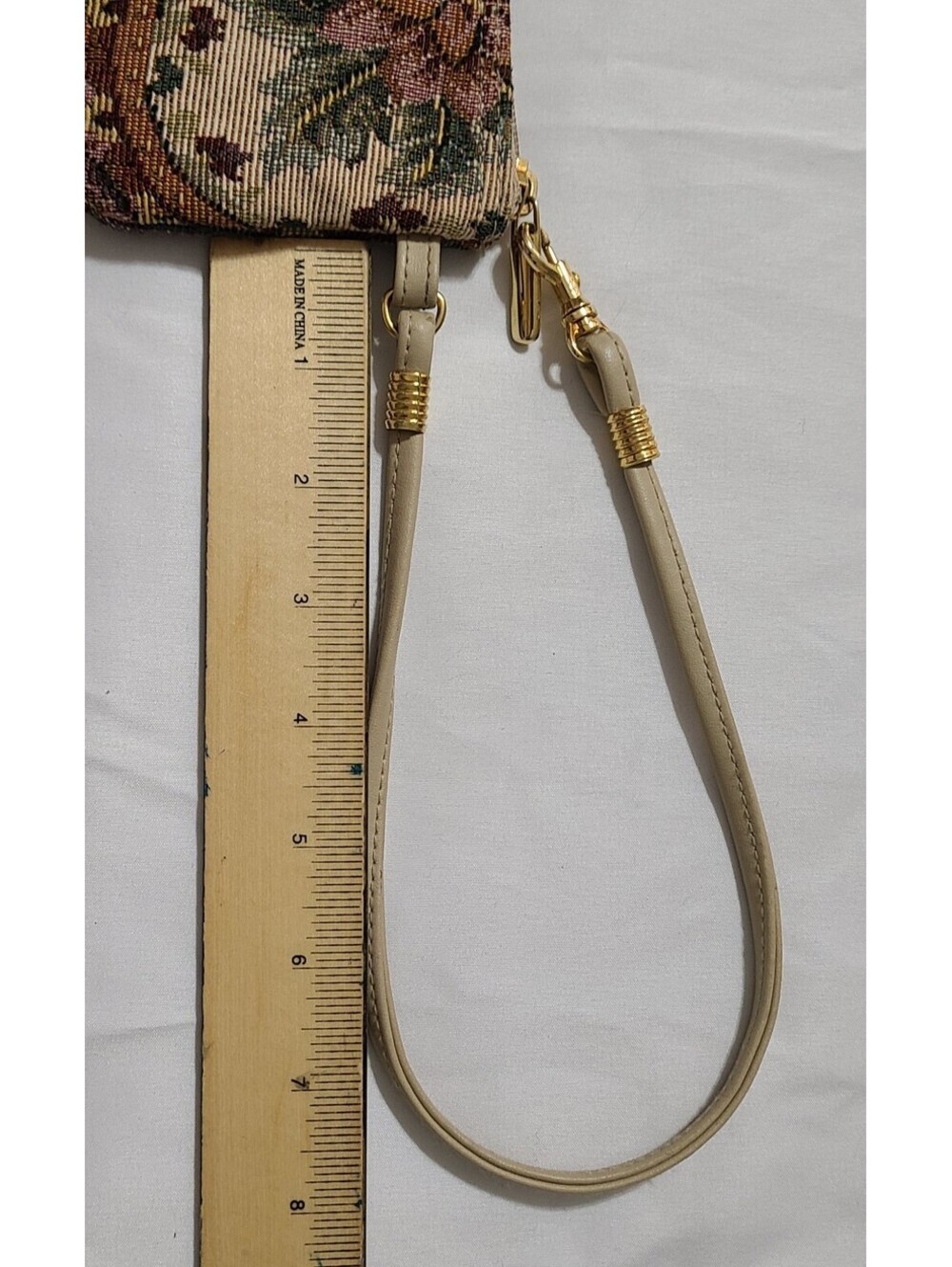 Vtg Bueno Tapestry Wristlet Womens Size Small Beige Coin Purse Floral Bag Pouch - Picture 4 of 7